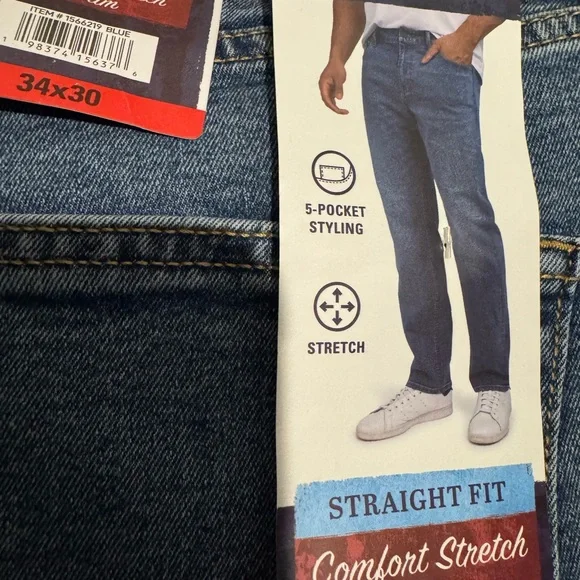 NWT. IZOD Straight Fit Comfort Stretch Denim Jean. - Picture 2 of 3